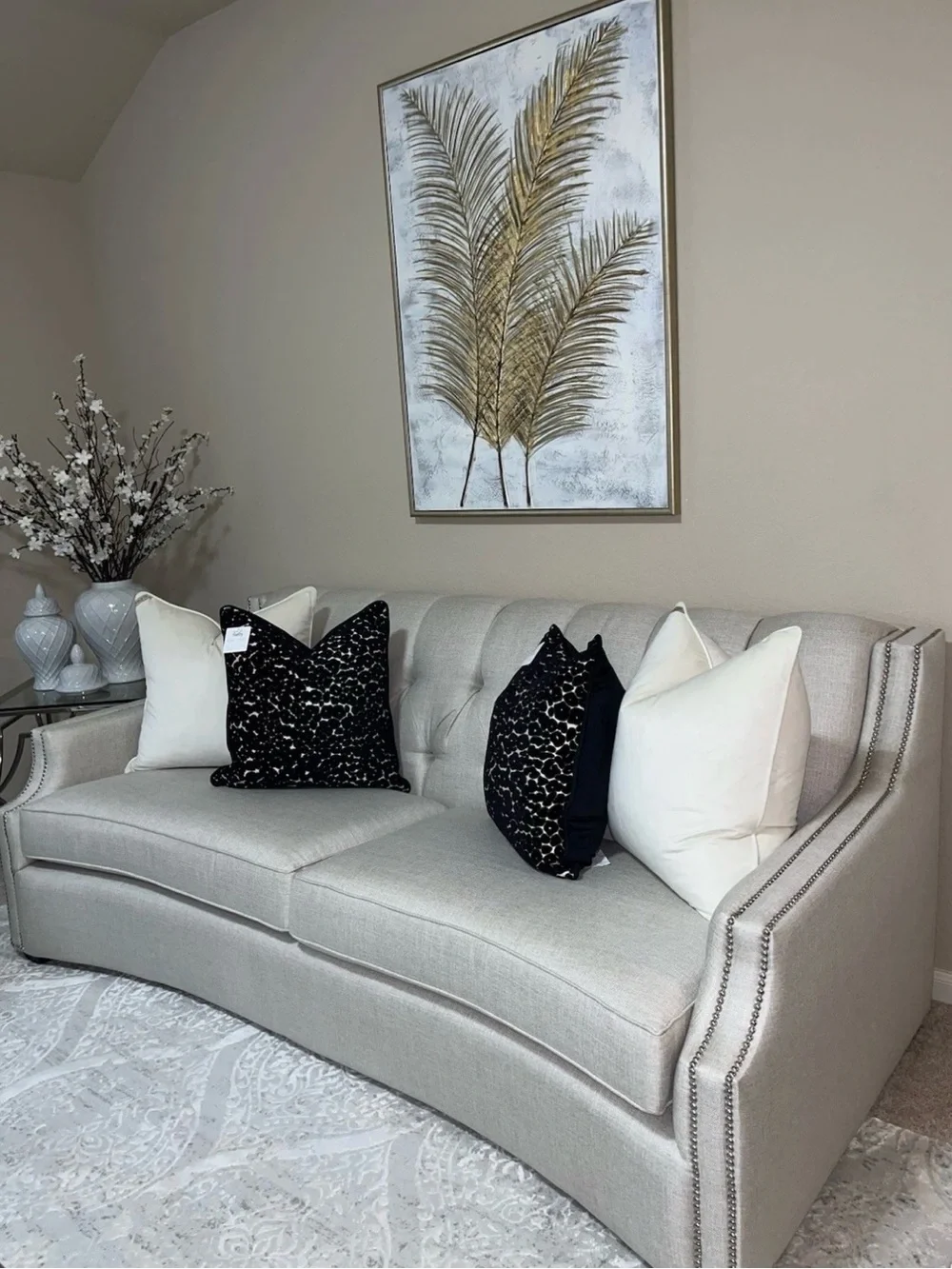 Casa Decor listing pillows